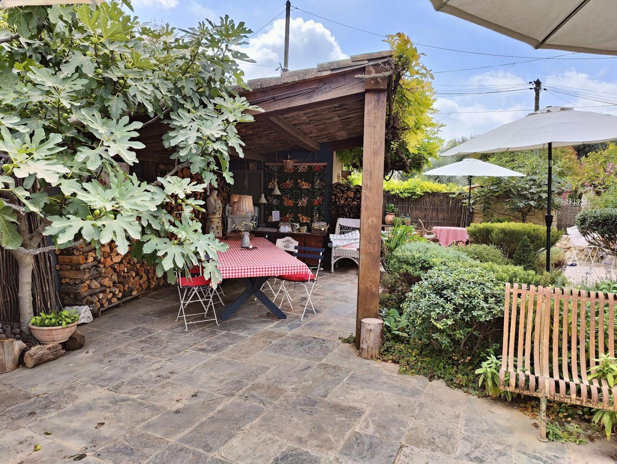 Le Mas Saint Pierre Roquefort-les-Pins Luaran gambar
